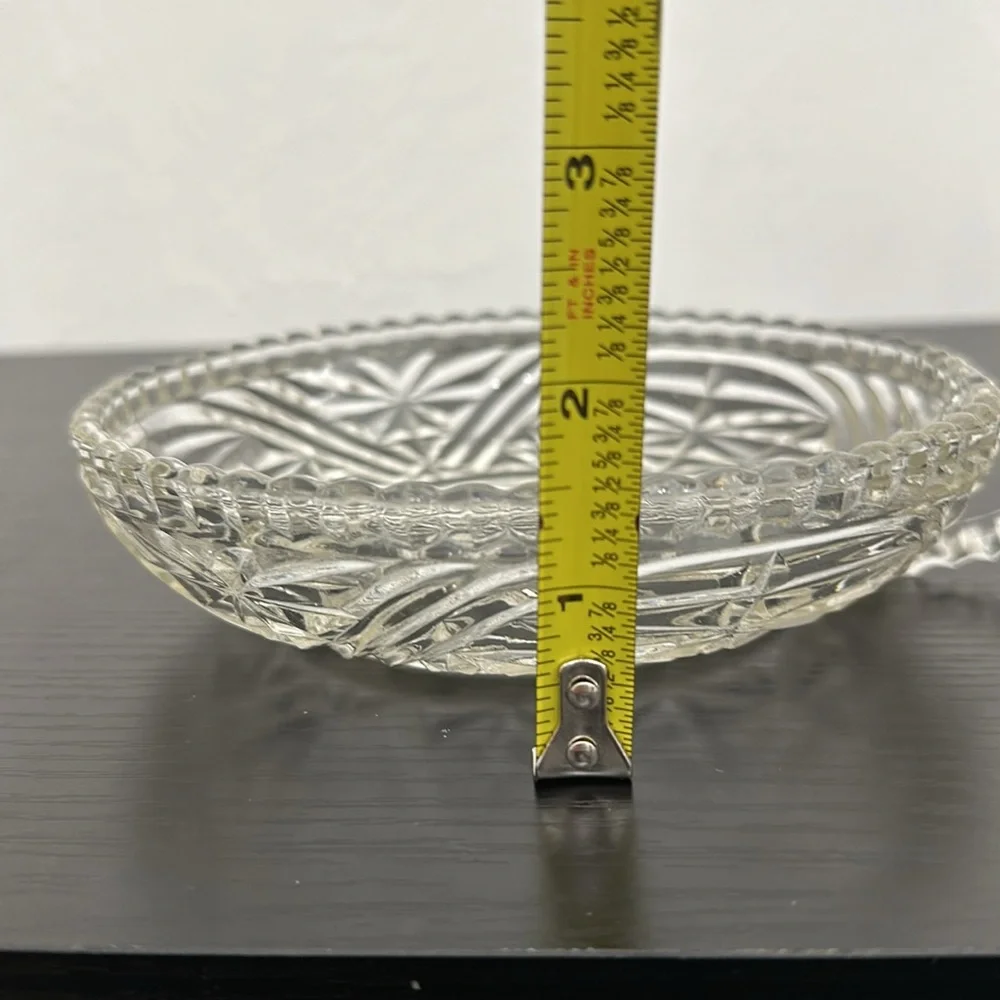 Champagne Color Anchor Hocking Thousand Line Stars & Bars VTG Nappy Bowl